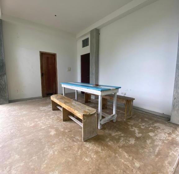 Pension Araliya Suite Inn