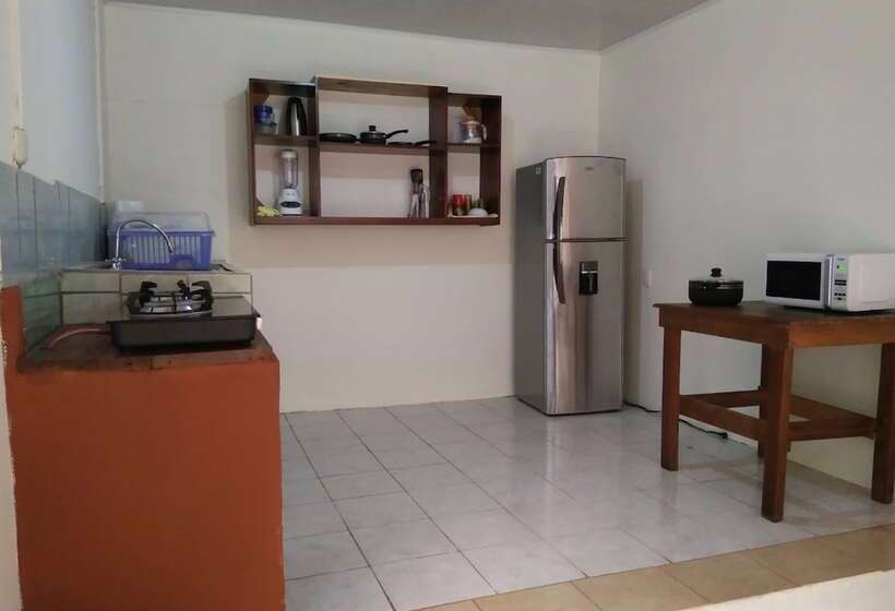 پانسیون Casita Happy Feet And Tours Corcovado