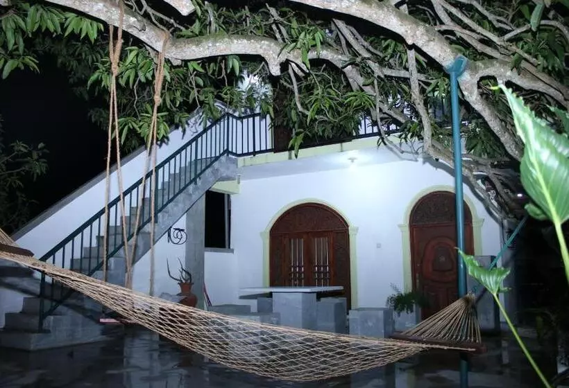 Majatalo Villa Mango Tree