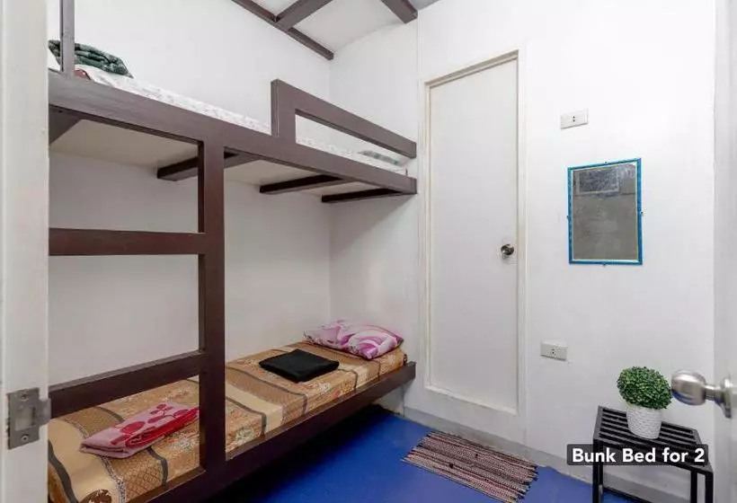 هاستل Zen Rooms Rh Inn