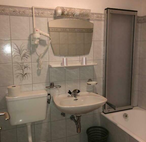 پانسیون Garni Appartement Collina