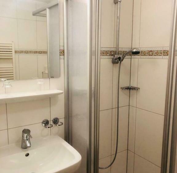 پانسیون Garni Appartement Collina