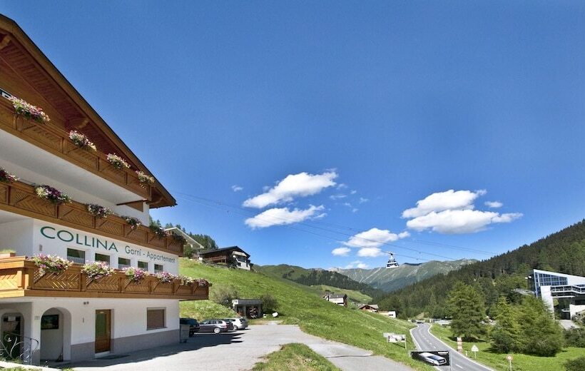 پانسیون Garni Appartement Collina