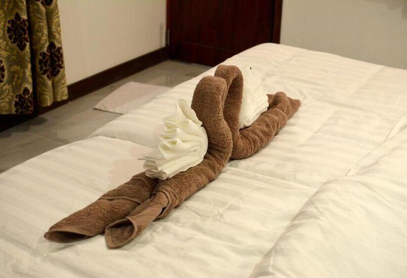 Pensjonat Noomuraka Inn