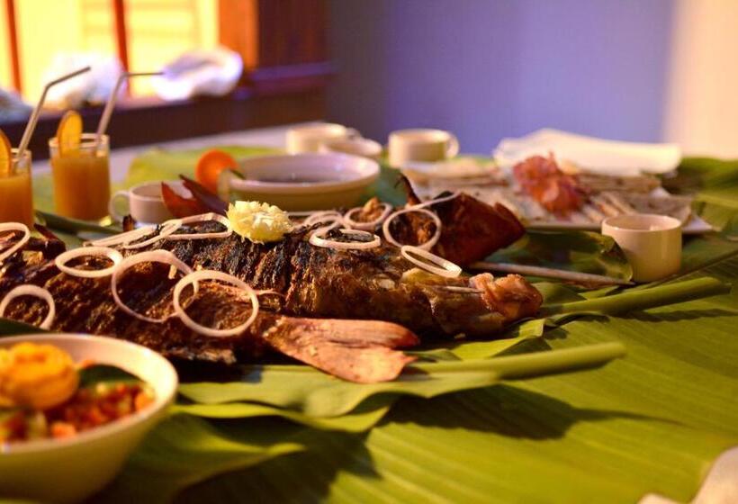 Pensjonat Noomuraka Inn