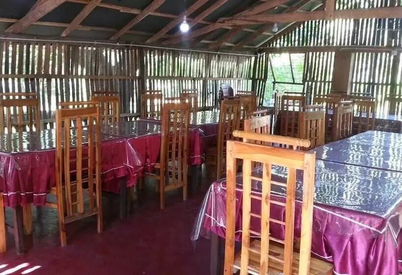 پانسیون Vasuki Guest House