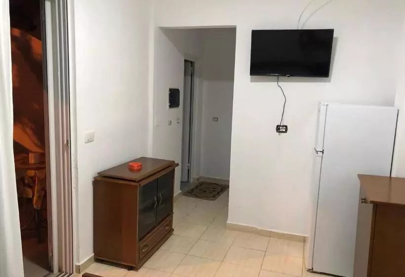 پانسیون Villa Elvis Caca