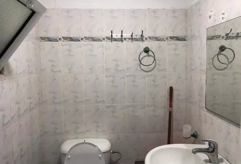 پانسیون Villa Elvis Caca