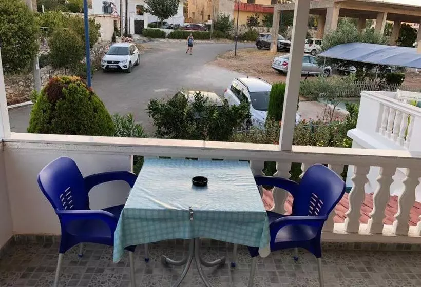 پانسیون Villa Elvis Caca