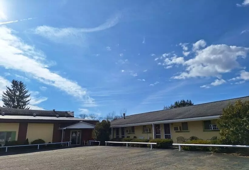 Motelli Rest Stop 6 Inn