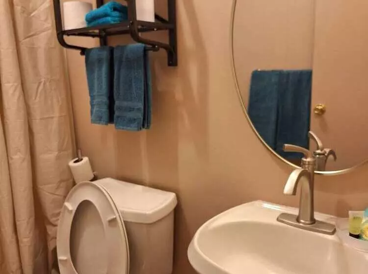 Motelli Rest Stop 6 Inn