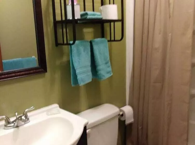 Motelli Rest Stop 6 Inn