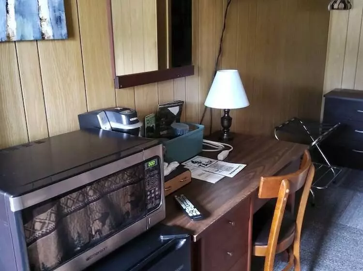 Motelli Rest Stop 6 Inn