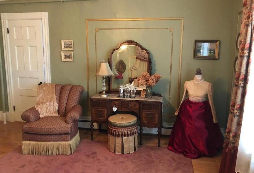 Penley House Bed & Breakfast