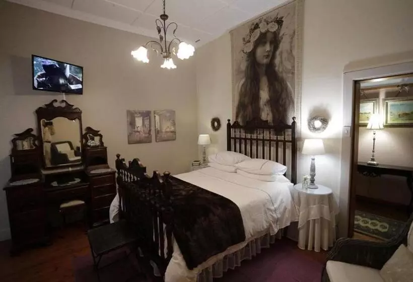 Majatalo A La Maison Boutique Guesthouse