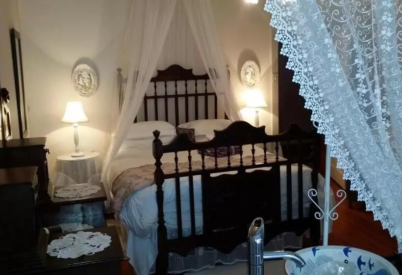 Majatalo A La Maison Boutique Guesthouse