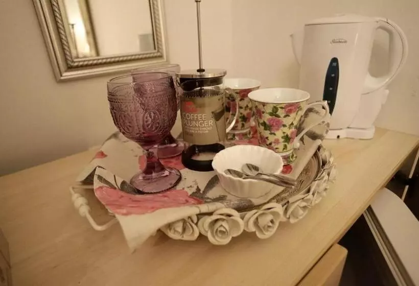 Majatalo A La Maison Boutique Guesthouse