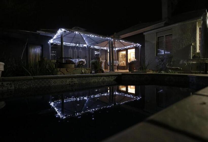 펜션 A La Maison Boutique Guesthouse