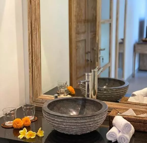 ペンション Alamdhari Resort And Spa