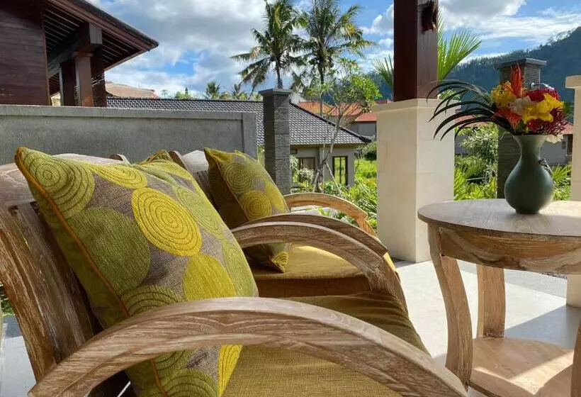 ペンション Alamdhari Resort And Spa