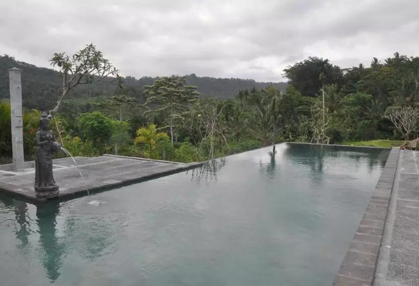 ペンション Alamdhari Resort And Spa