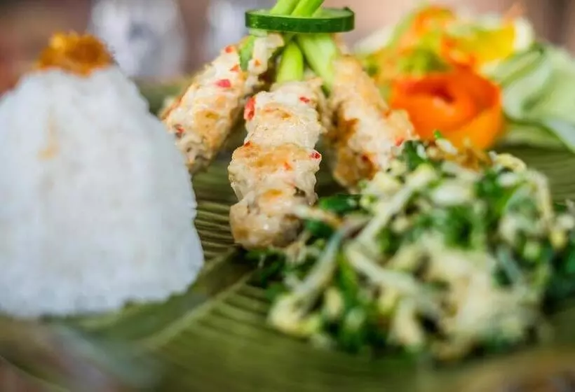 ペンション Alamdhari Resort And Spa