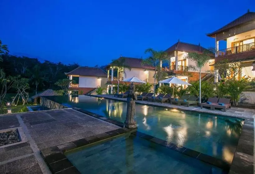 ペンション Alamdhari Resort And Spa