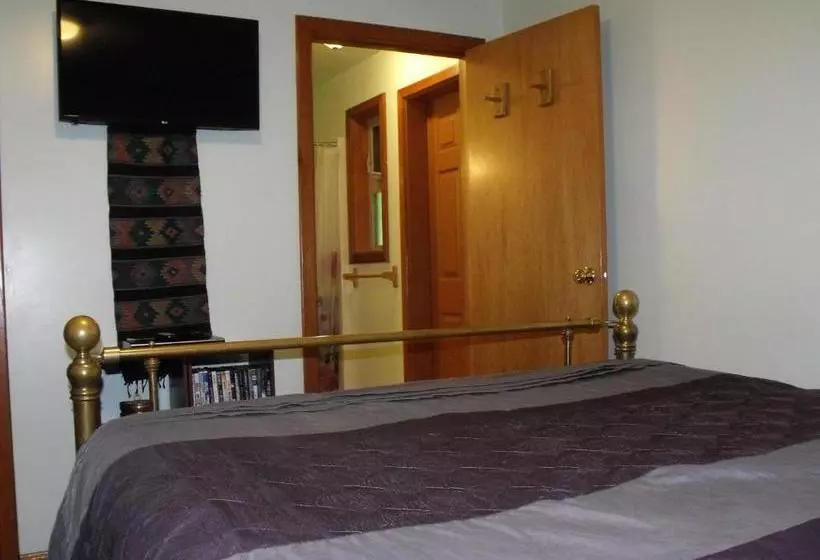 Majatalo Summerhill Guest House
