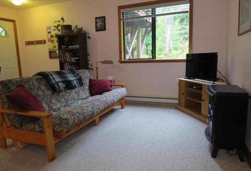 پانسیون Summerhill Guest House