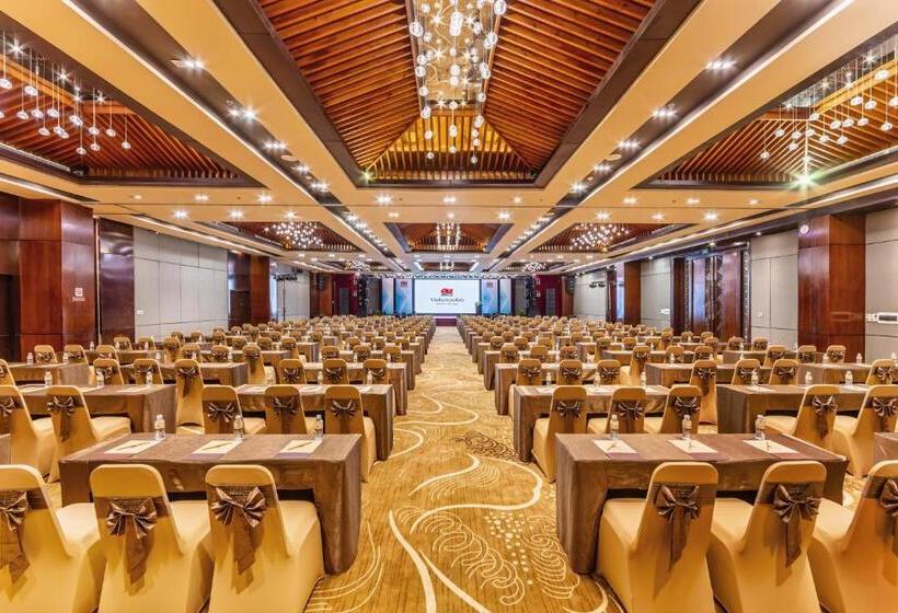 Vietsovpetro Ho Tram Beach Resort & Spa