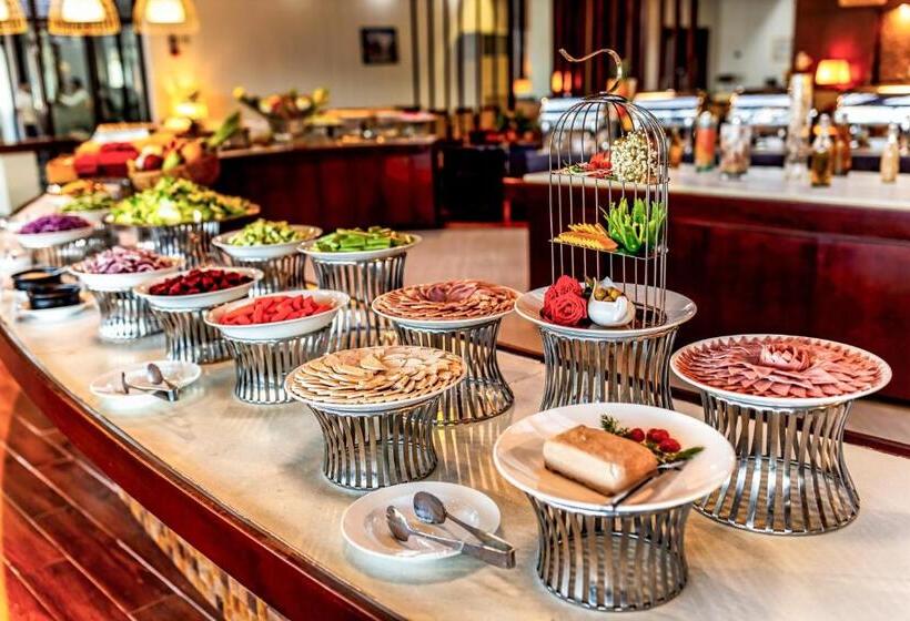 Vietsovpetro Ho Tram Beach Resort & Spa