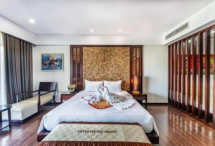 Vietsovpetro Ho Tram Beach Resort & Spa