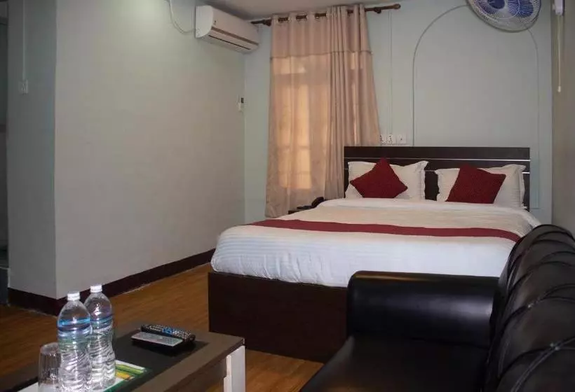 هاستل Club Orchid Inn