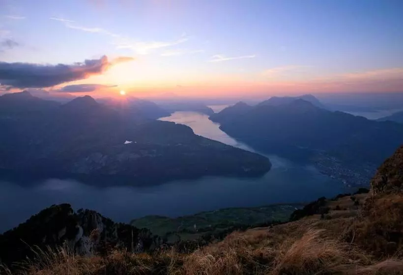 Retkeilymaja Gipfelrestaurant Fronalpstock