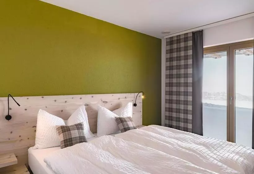 Retkeilymaja Gipfelrestaurant Fronalpstock