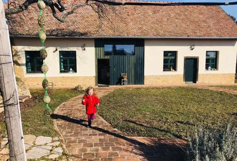 ペンション édenkert Vendégházak