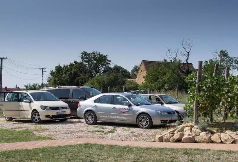 ペンション édenkert Vendégházak