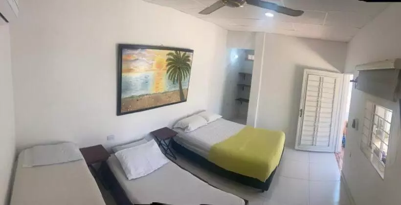 Majatalo Hostal Del Mar   Tolu