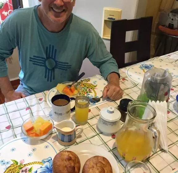 پانسیون Hostal Dorys Mar