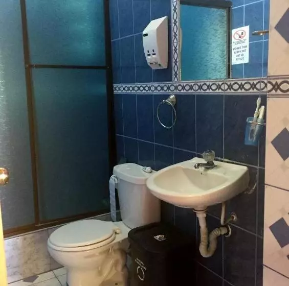 پانسیون Hostal Dorys Mar