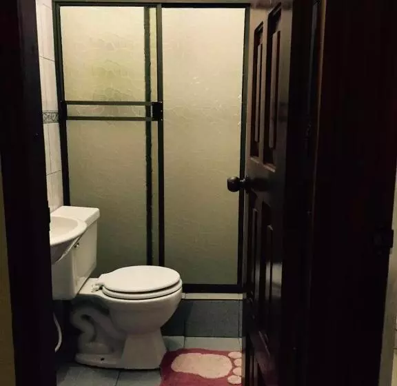 پانسیون Hostal Dorys Mar