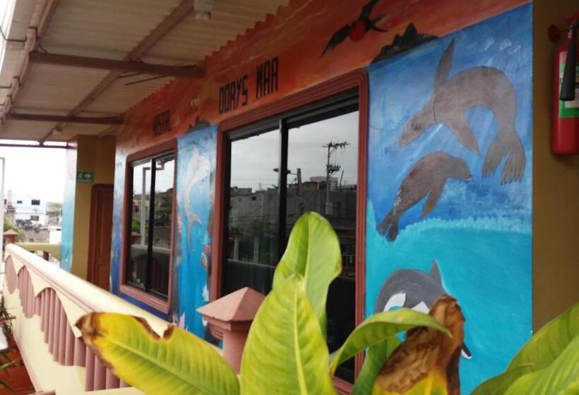 بنسيون Hostal Dorys Mar