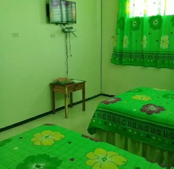 پانسیون Hostel Quintonido