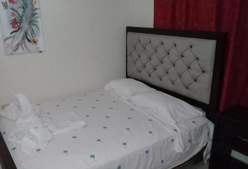 پانسیون Hostel Quintonido