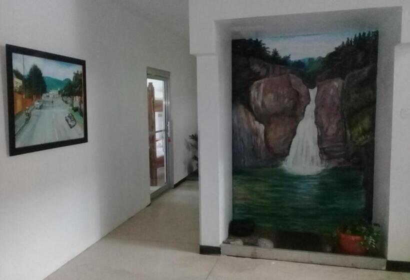 پانسیون Hostel Quintonido