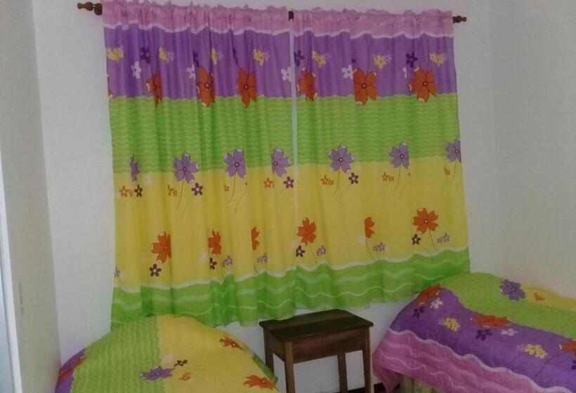 پانسیون Hostel Quintonido