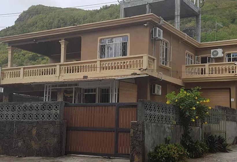 پانسیون Jn Sunflower Residence