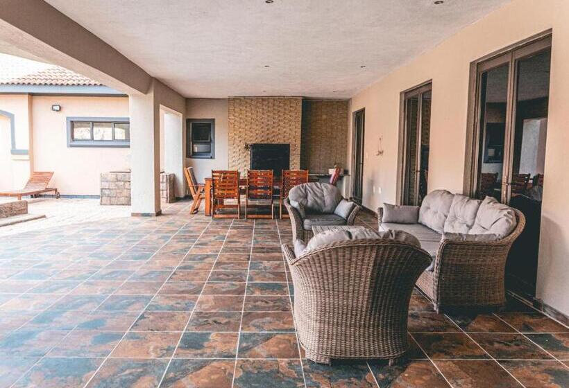 פנסיון Khutso Boutique