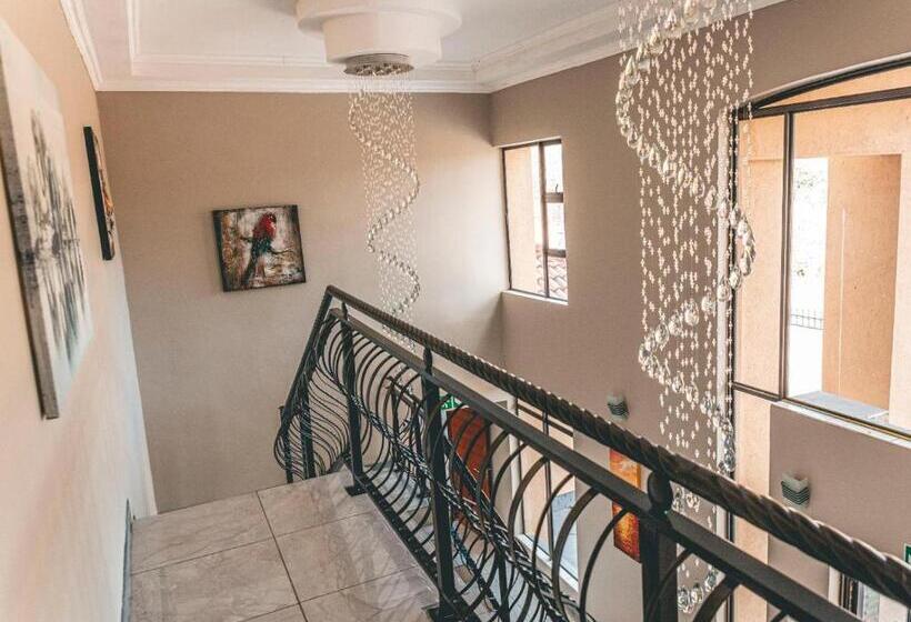 פנסיון Khutso Boutique