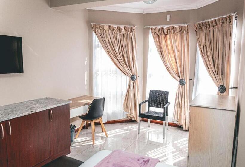 פנסיון Khutso Boutique